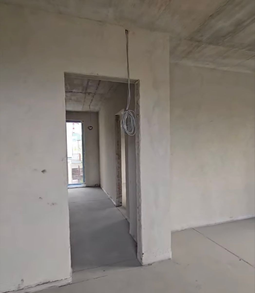 1832389707191314