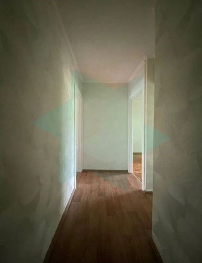 1834714253752314