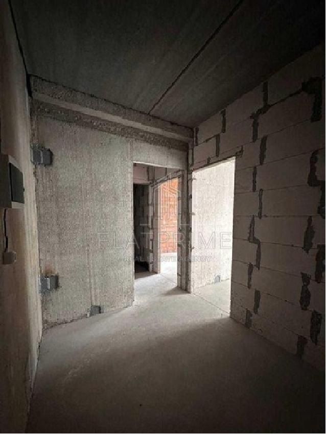 1835083653116314