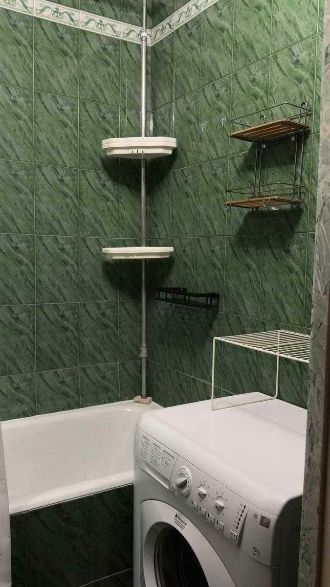 1836972973680314