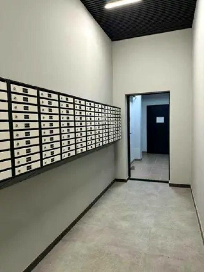 1831636455307315