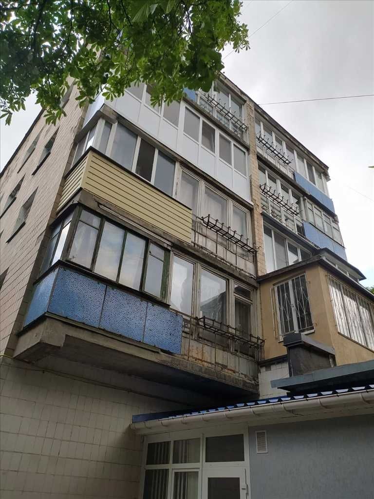 1835731165052315