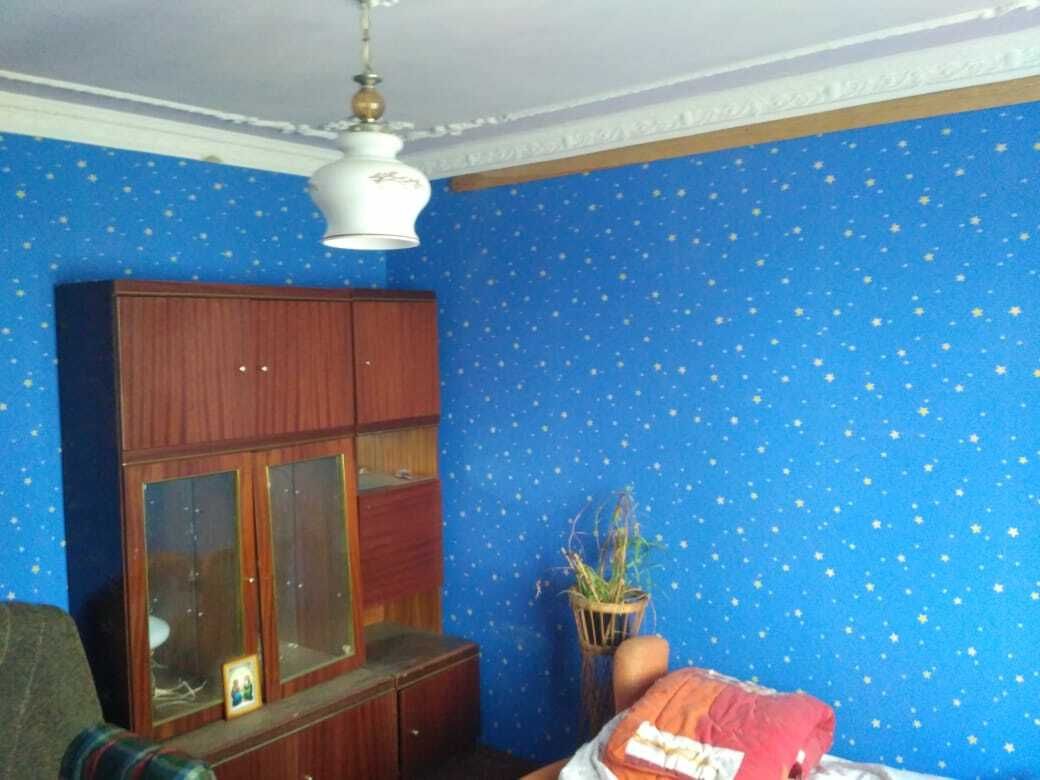 1837893268479317