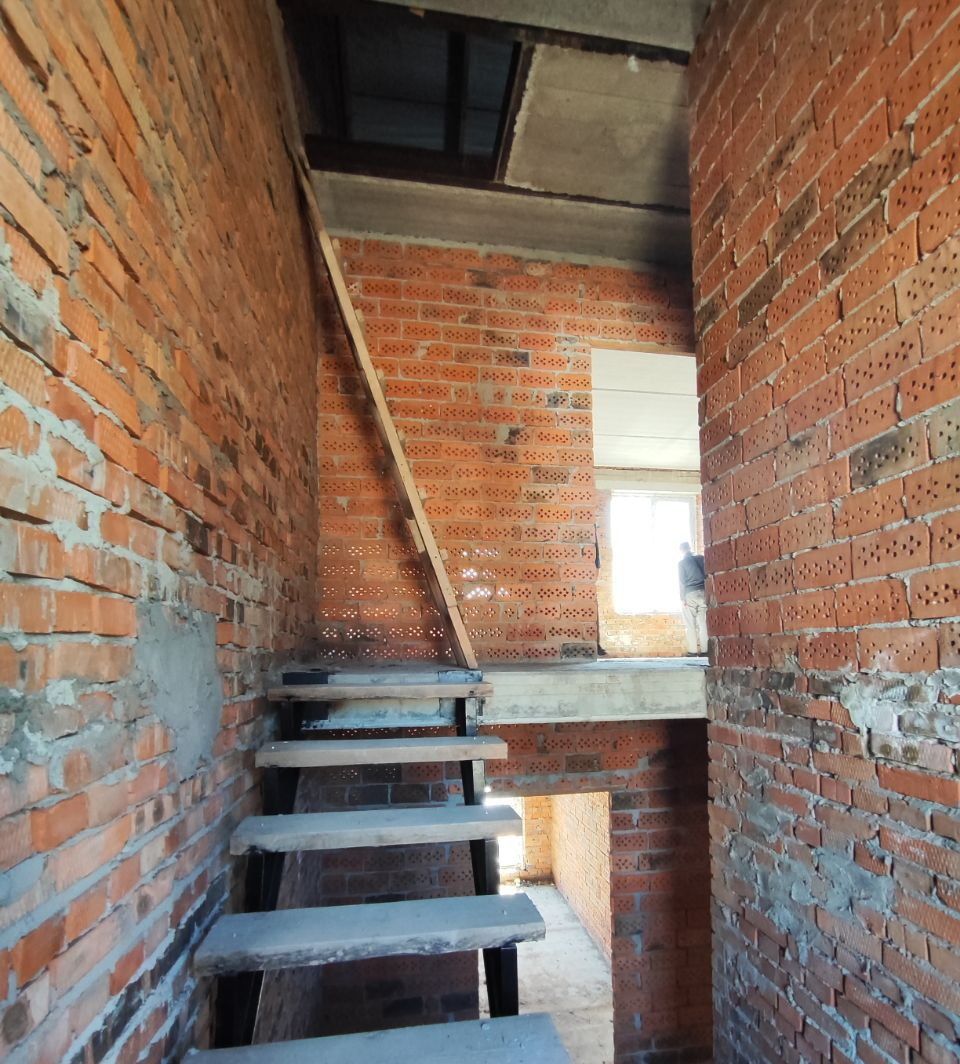 1830376422259319
