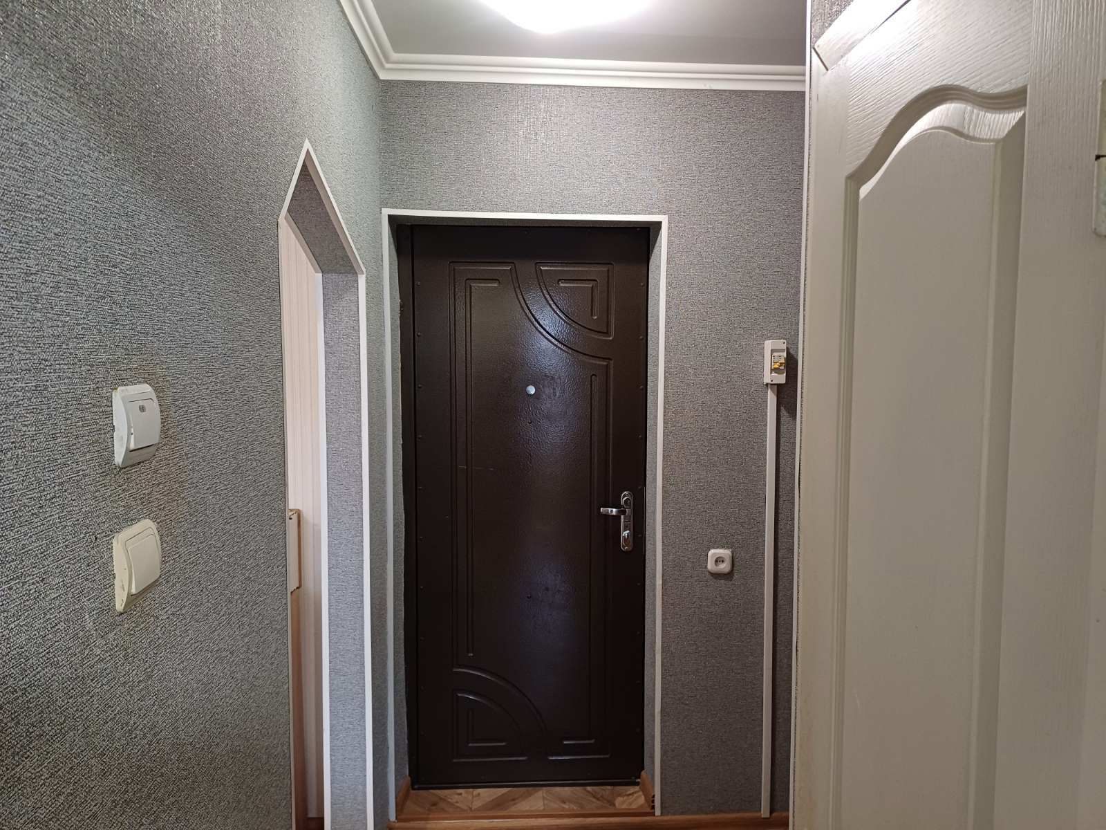 1831171605208319