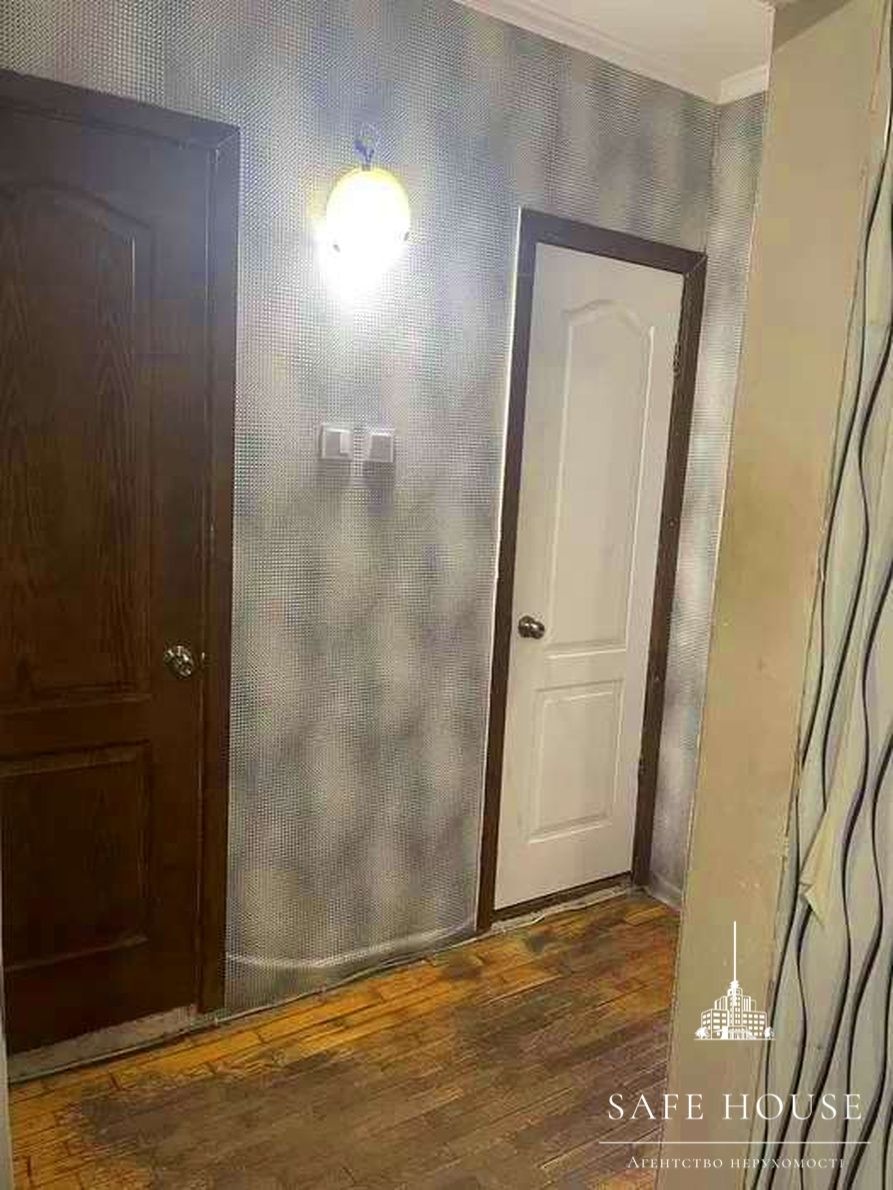 1833805589072319