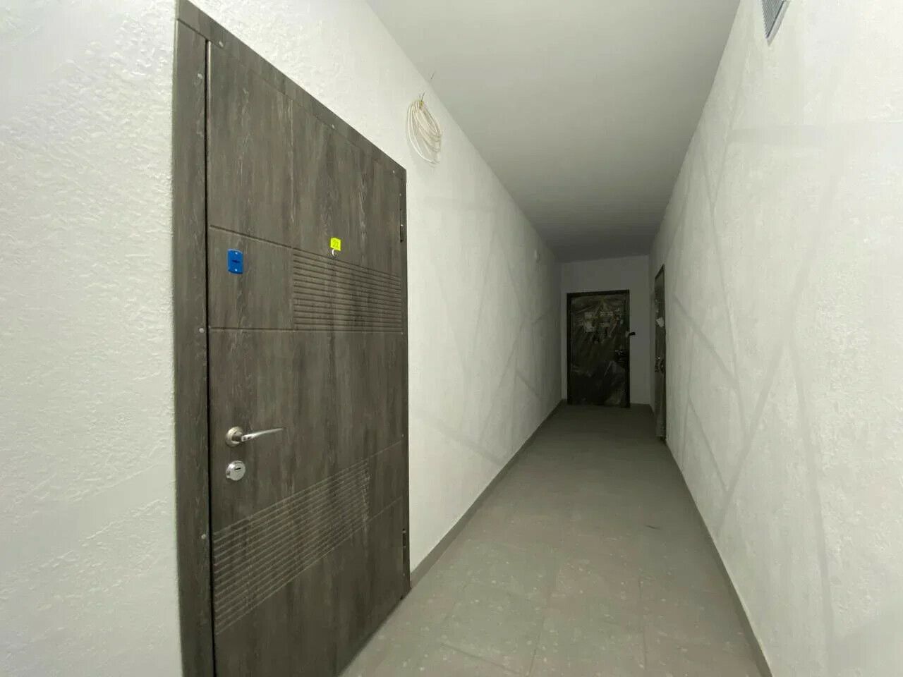 1835177393906319