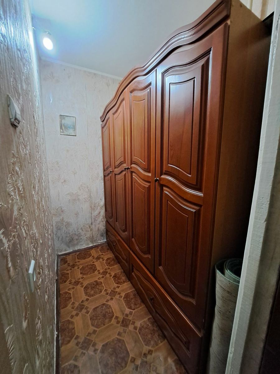 1819777056328032