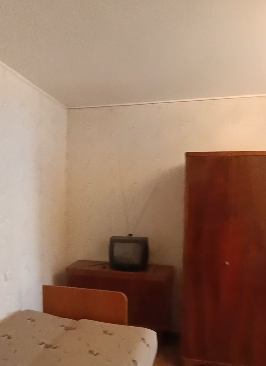 1836352816941032