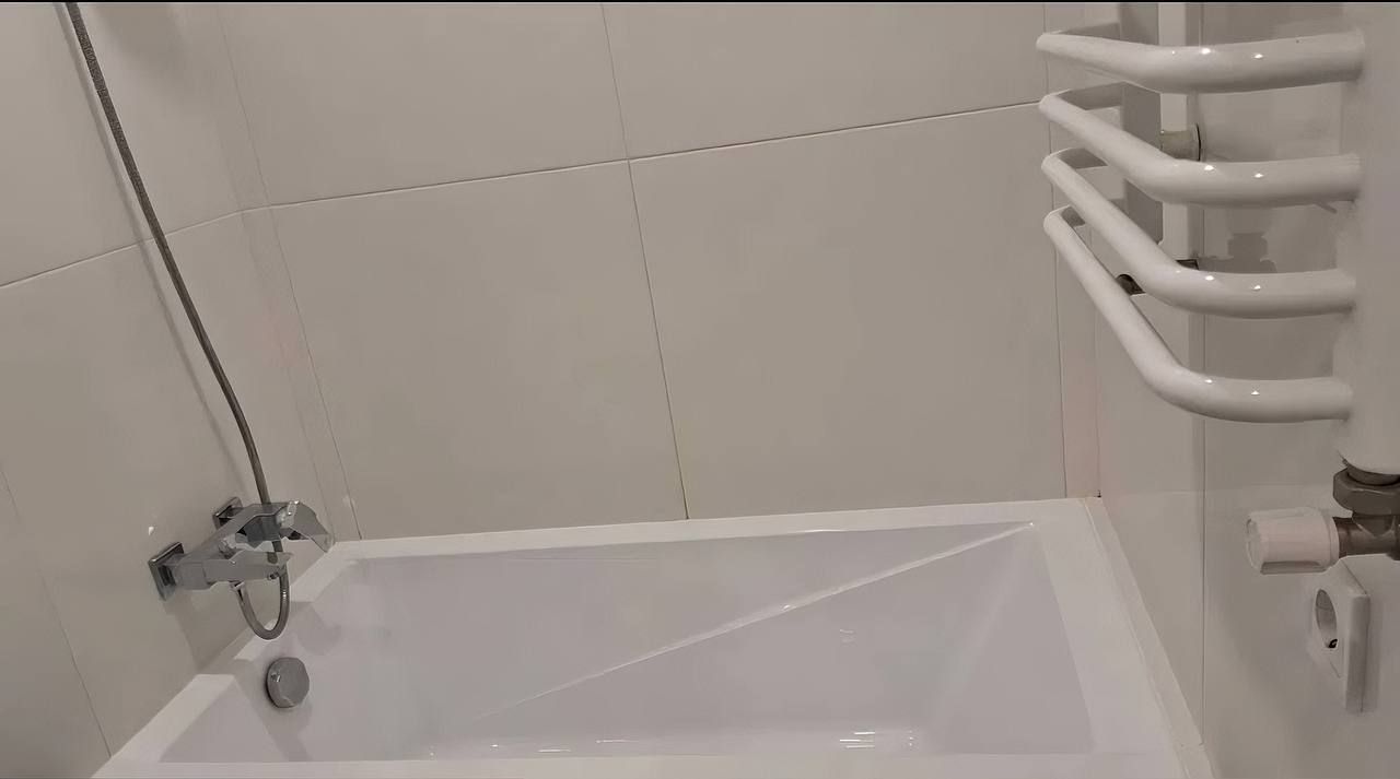 1839801203699321