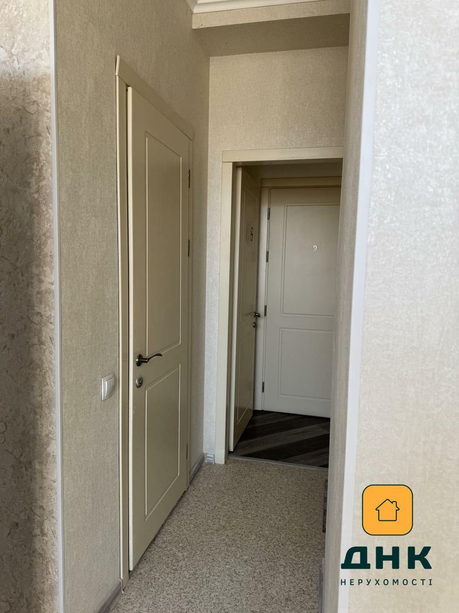 1831556140415322