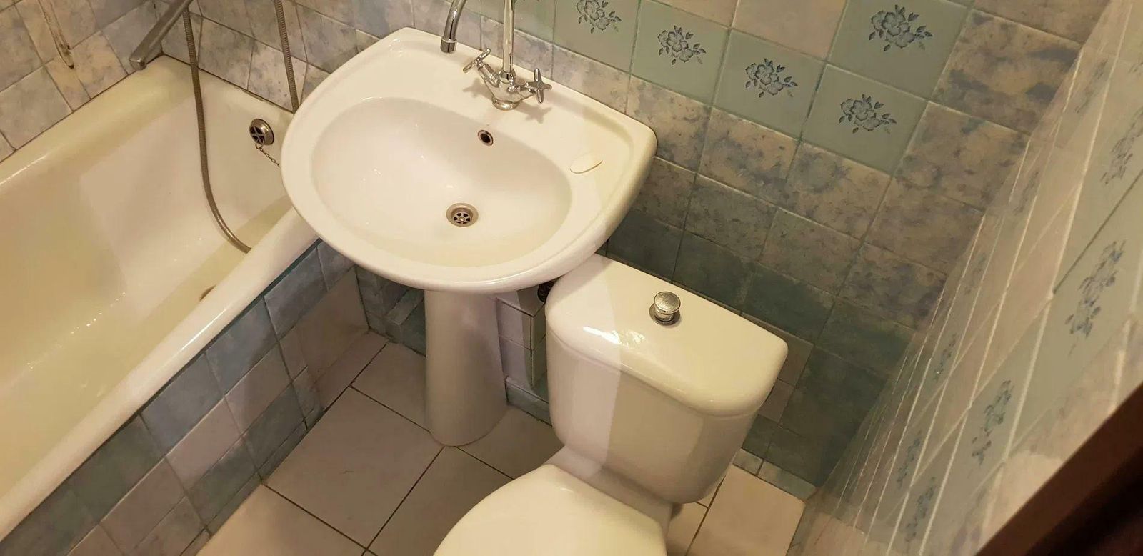 1831925756767322