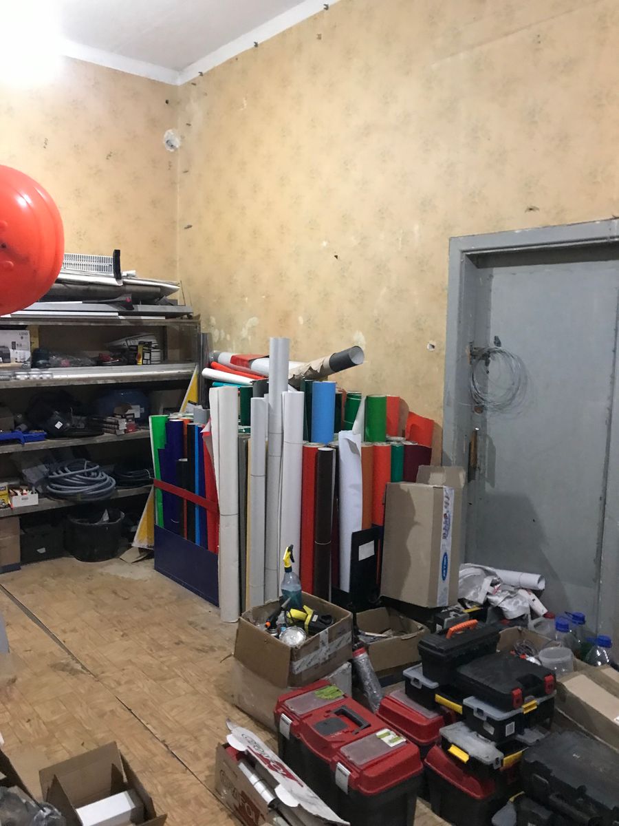 1835543468097323