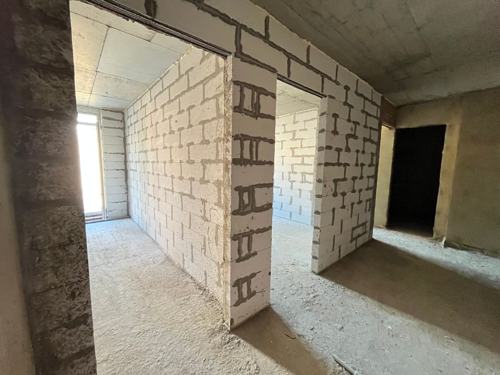 1838886107389324