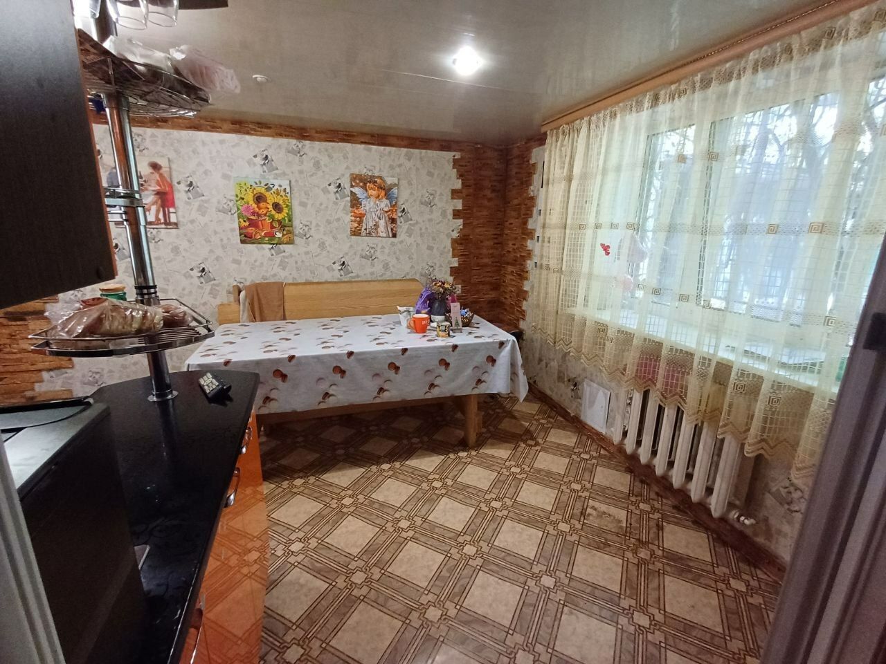 1839008997375325