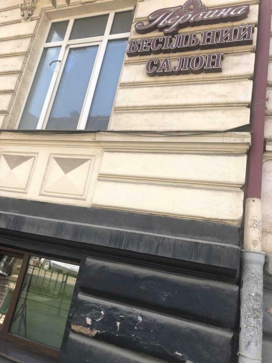 1838985082938327