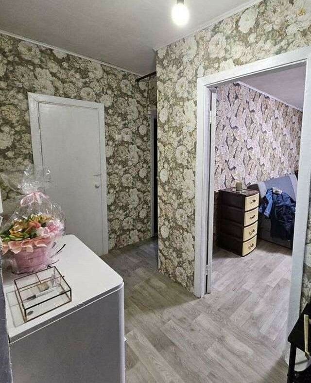 1832578883456329