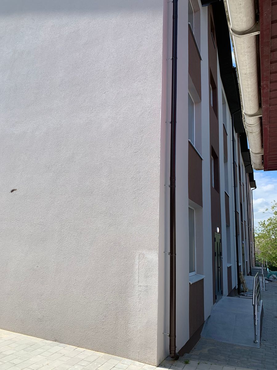 1833903279163329