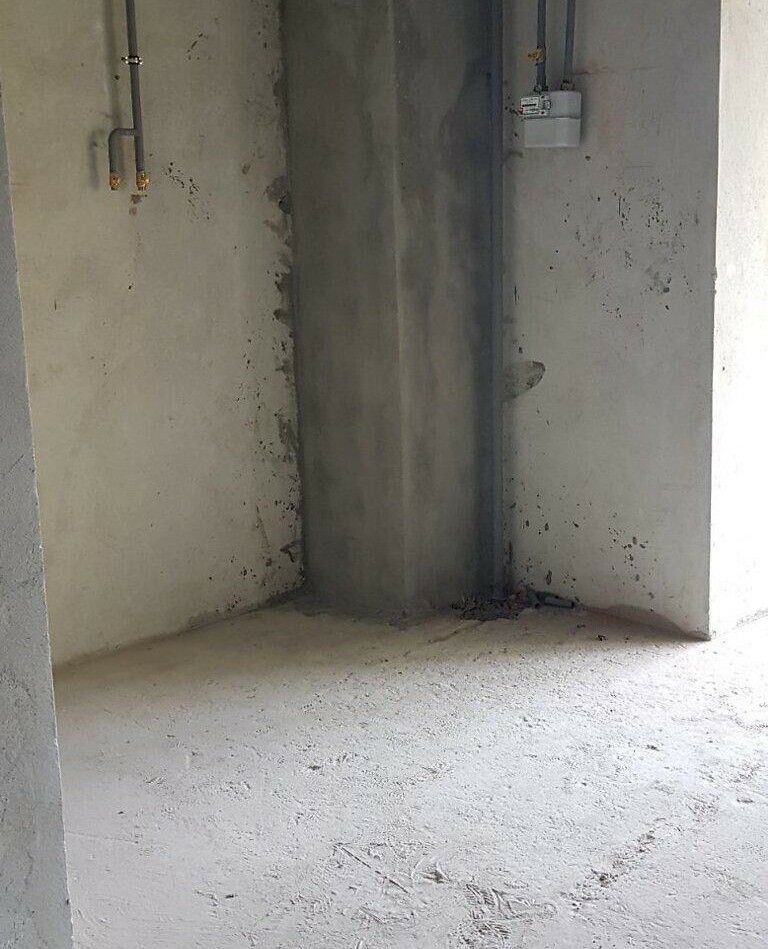 1835437952608329