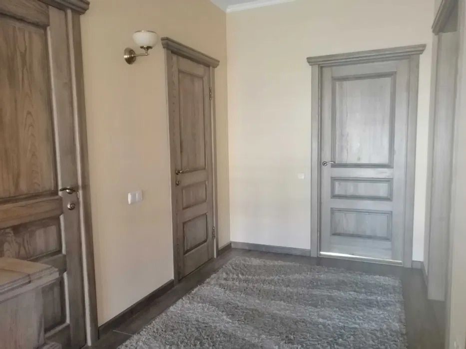 1836627412654329