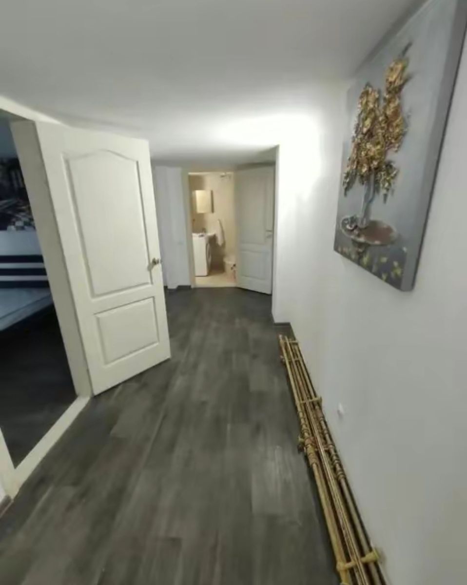 1834107268208033