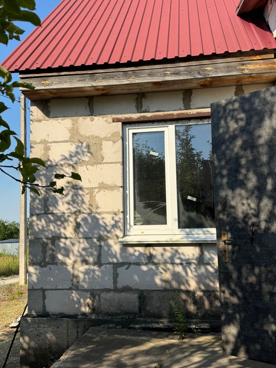 1836804054220330