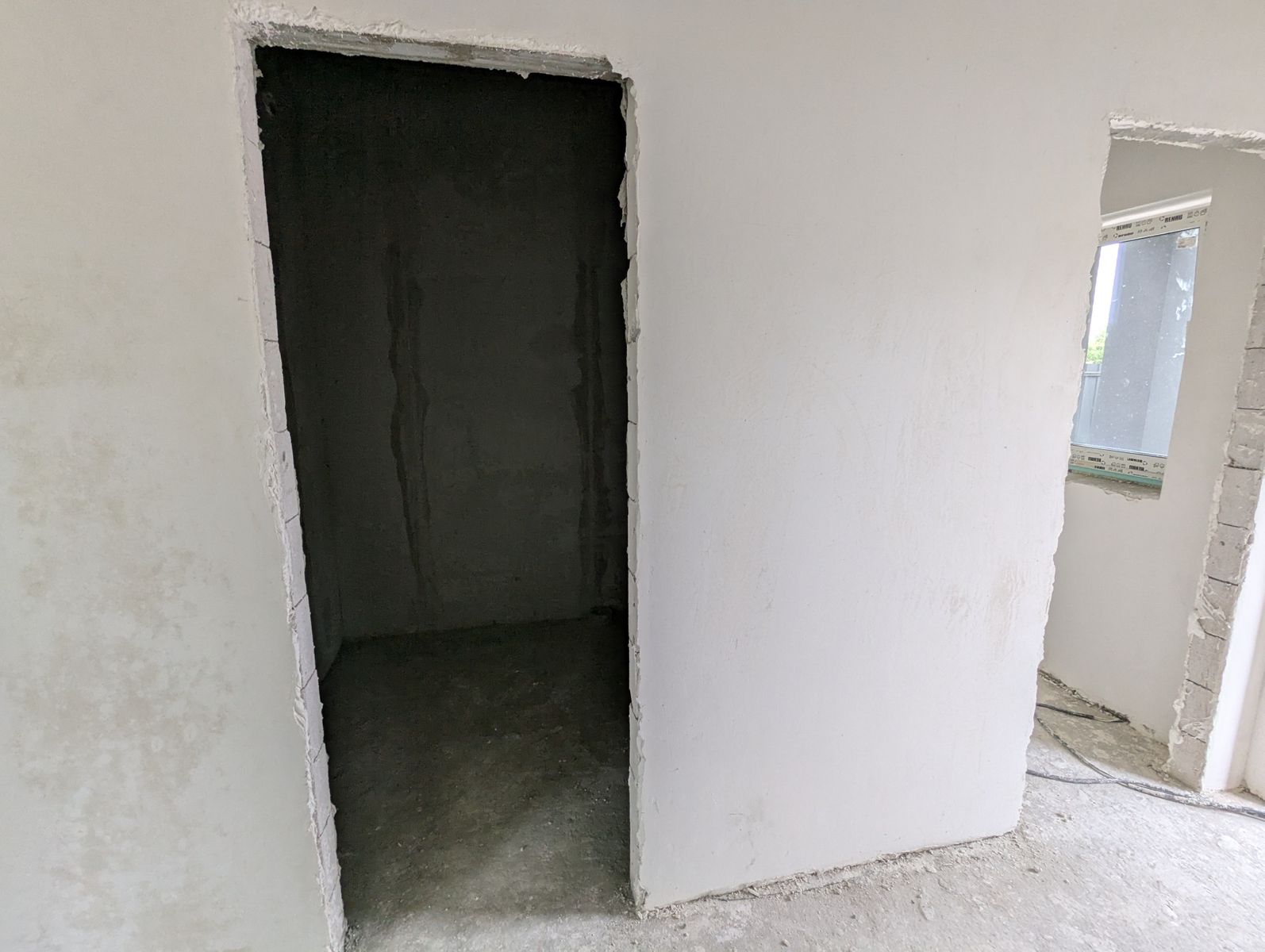 1836022583268331