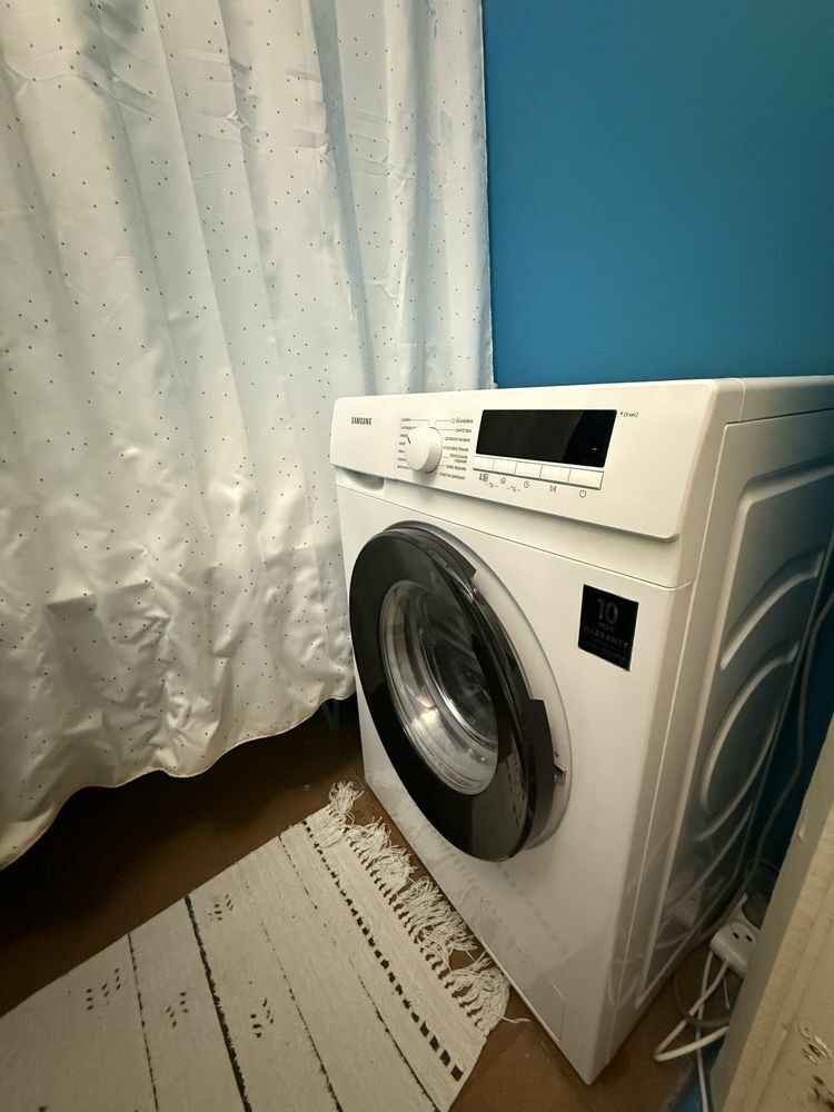 1837985447036331
