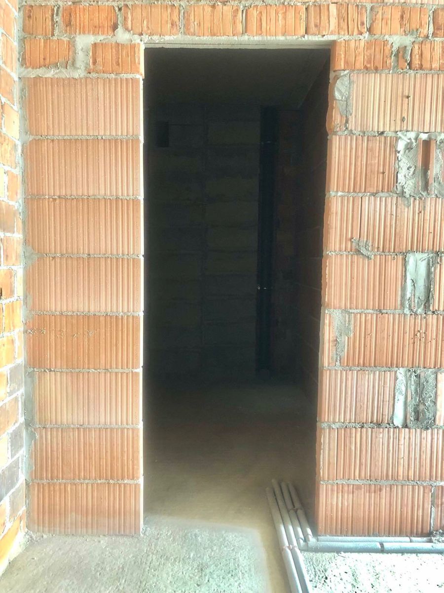 1833801454310332