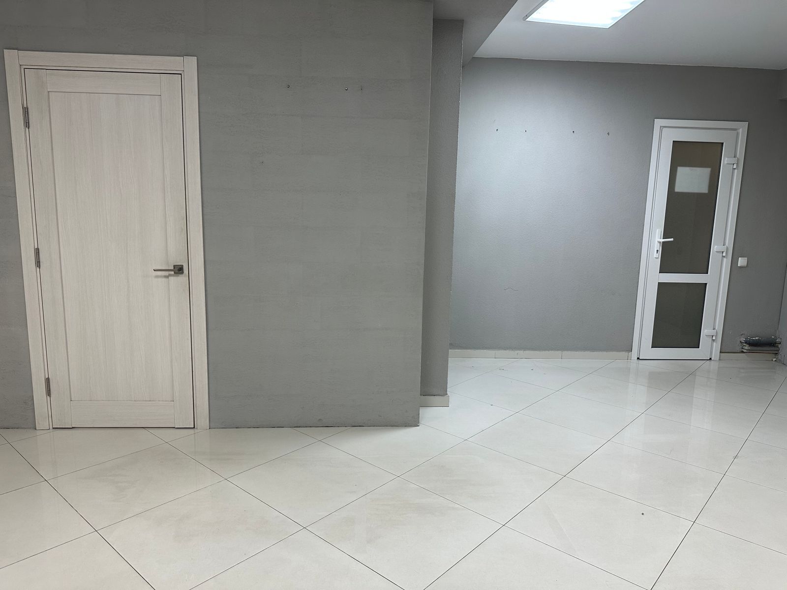 1836285944041332