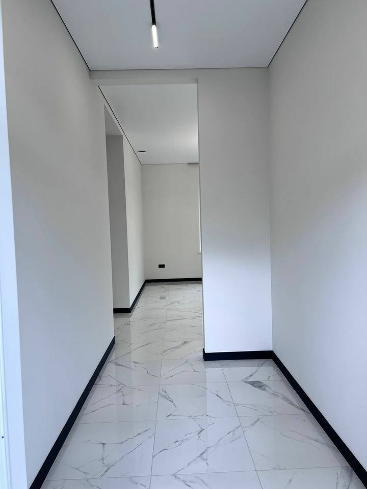 1835985008835334