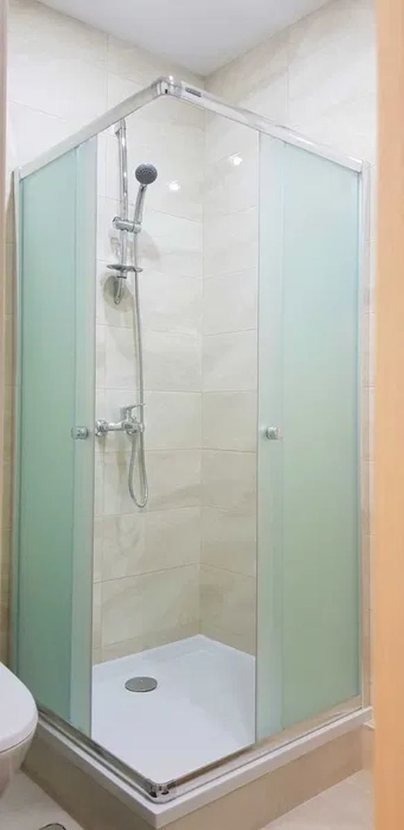 1839790947590334