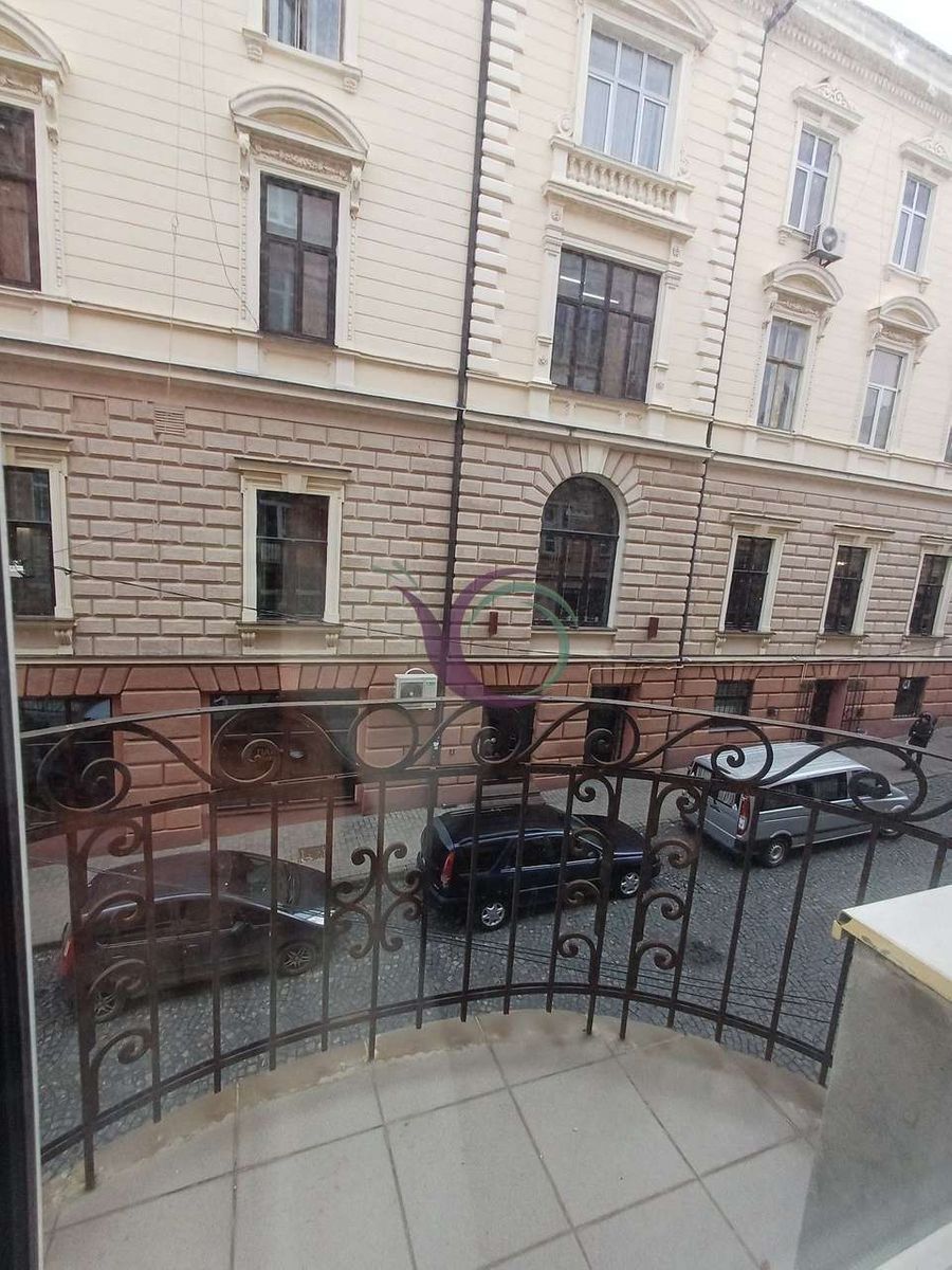 1839804686581334