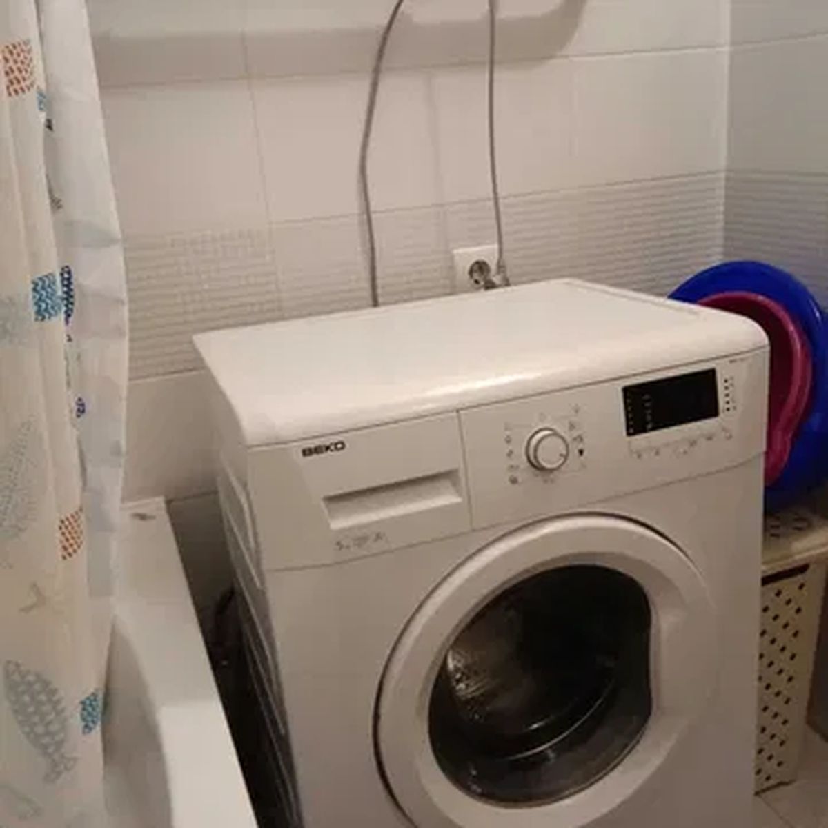 1840518935063335