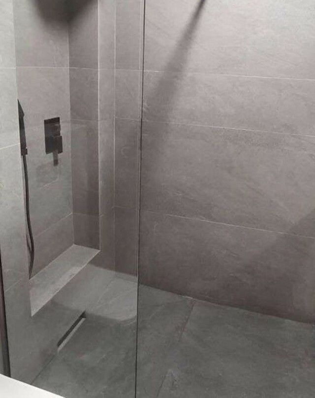 1834186759600338