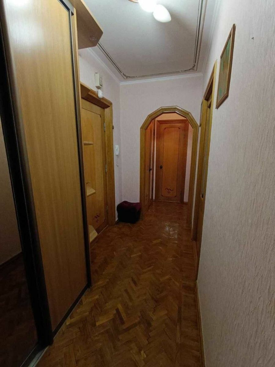 1836016447400339