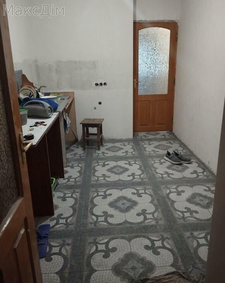 1833614460778340