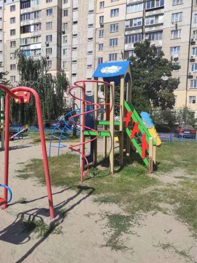 1834091523725340
