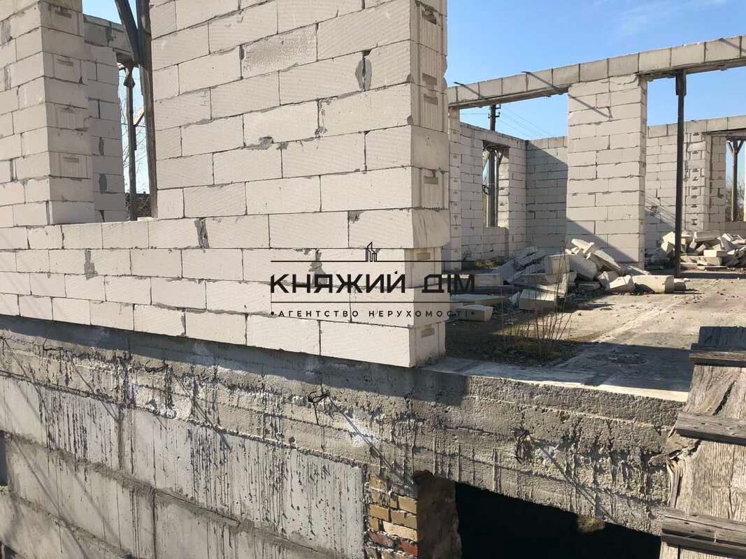 1835728048240340