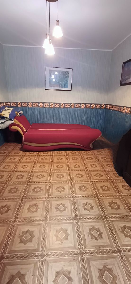 1832580453887341