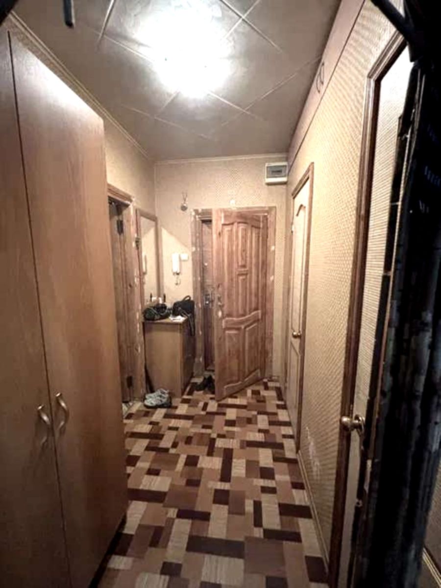 1838976702357342