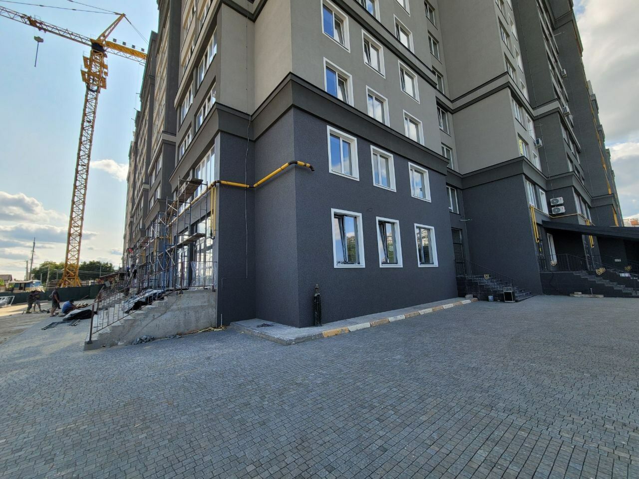 1836347997584343