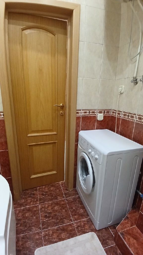 1830946080358344