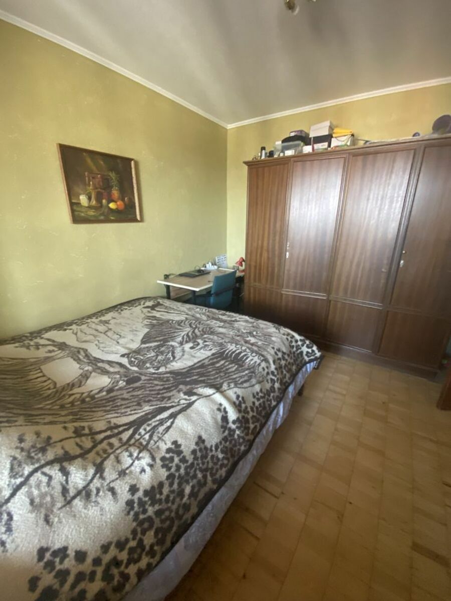 1835936493189347