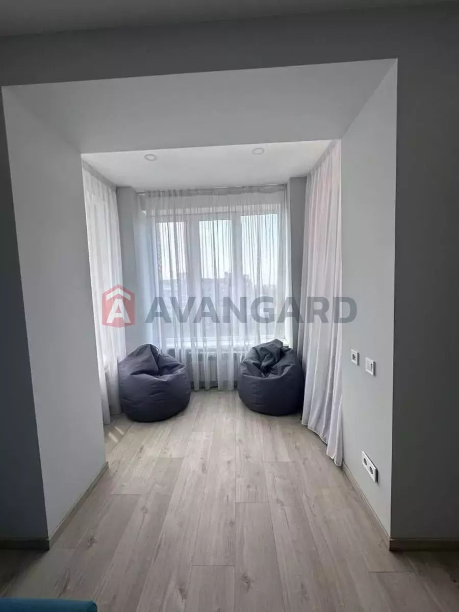 1840151619567348