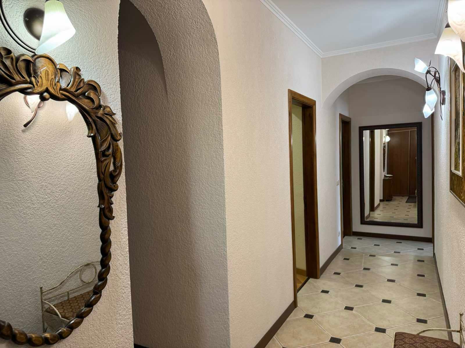 1834631660528349