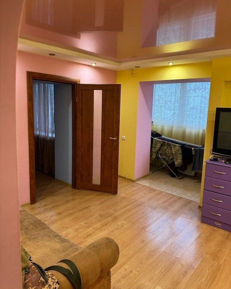 1835163815317349