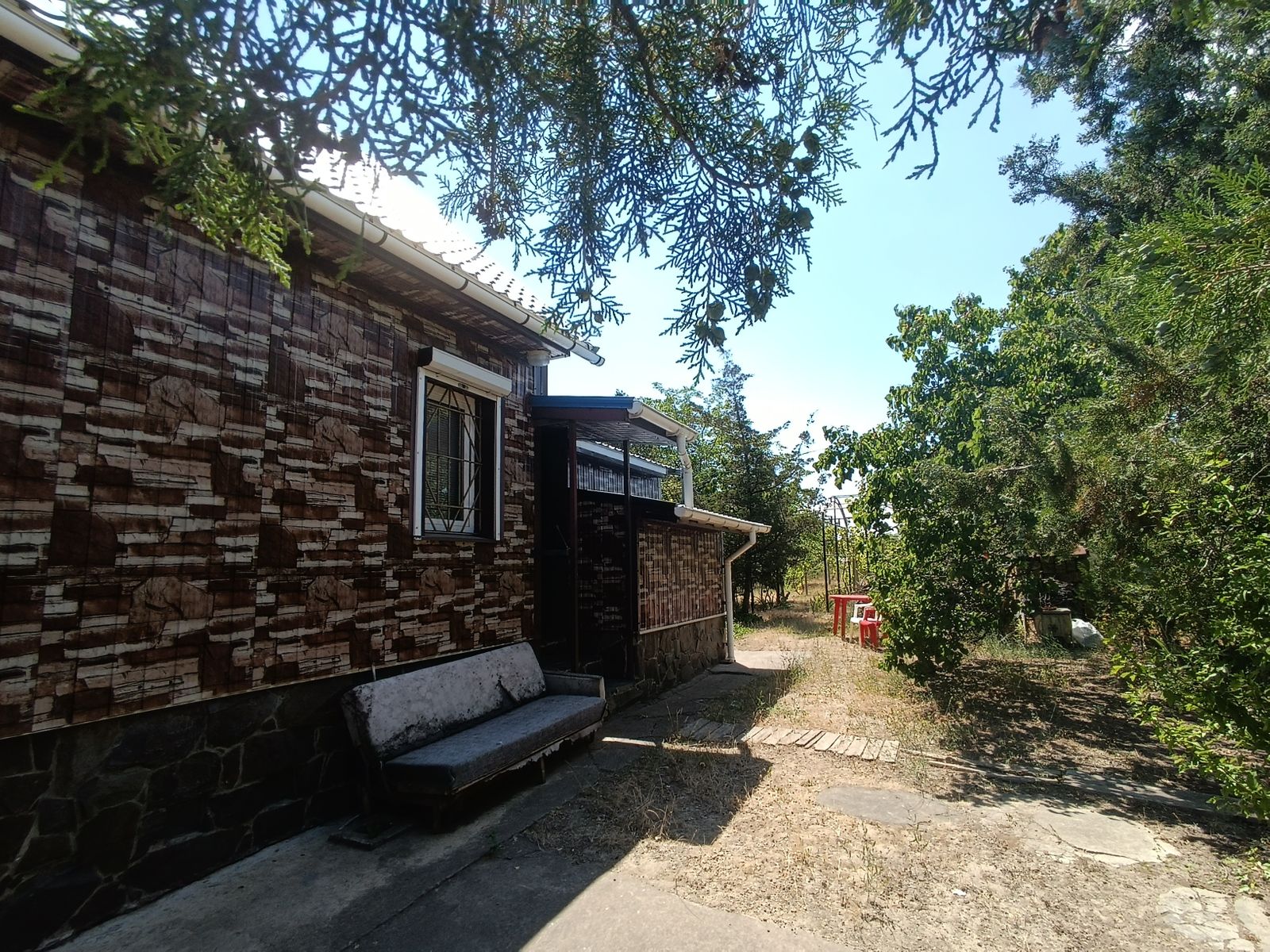 1839511845617349