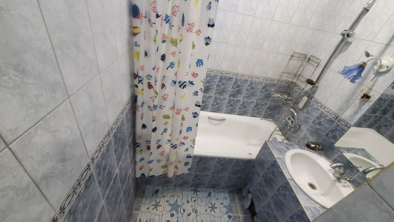 1832843347531035