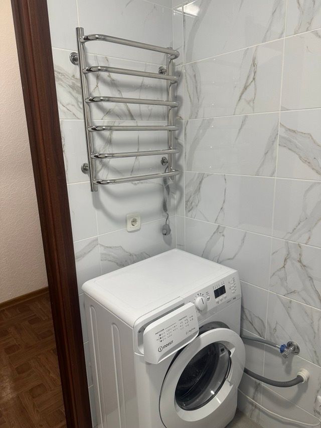1840698007392035